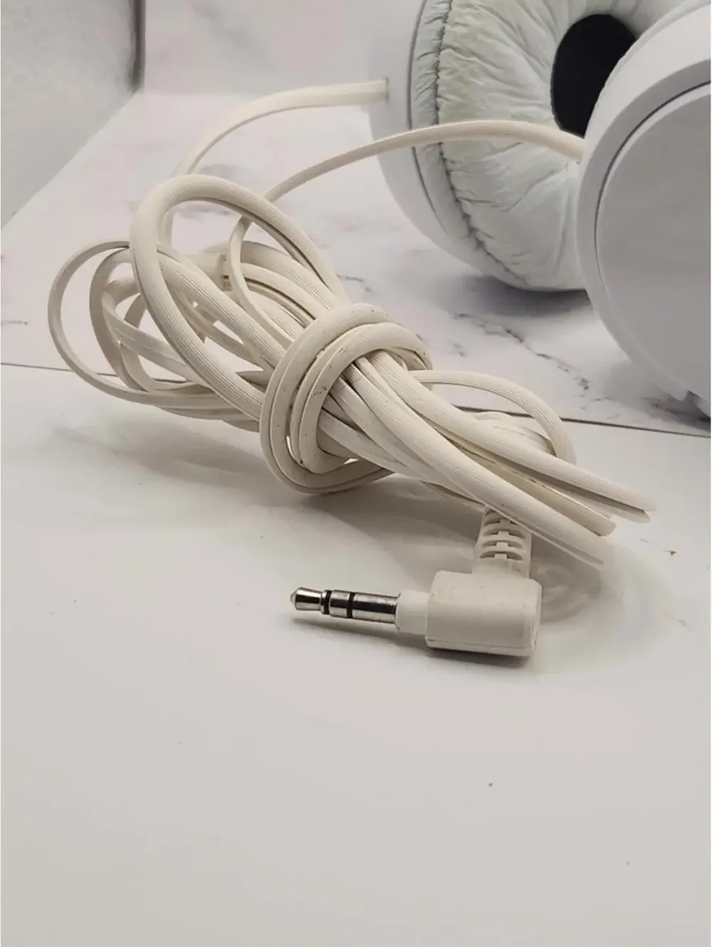 Sony-1-7-1-Konan Minato-ku Wired Headphones White Over the Ear Folding Compact